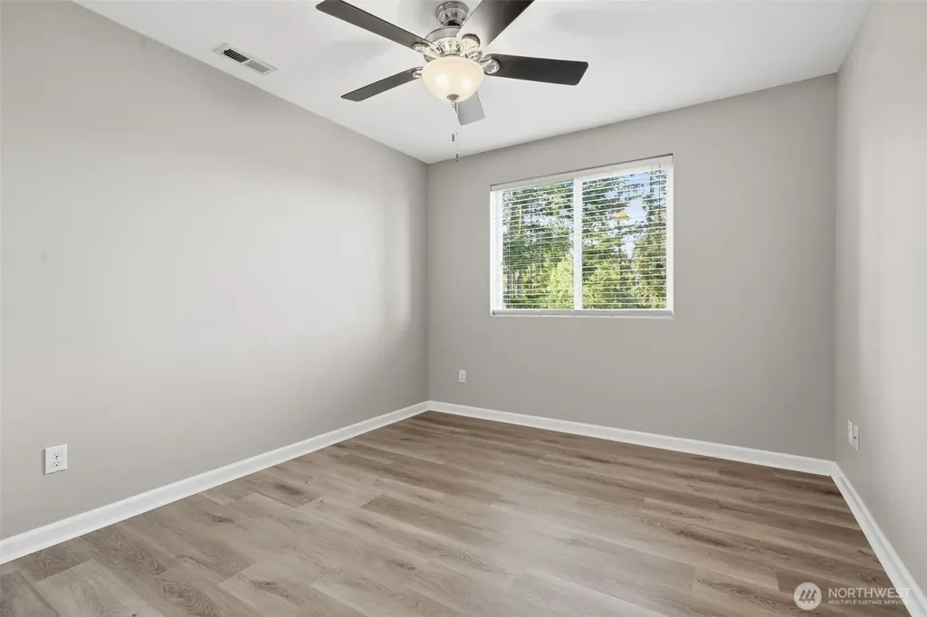 2271 SE Upchurch Way Port Orchard WA 98366