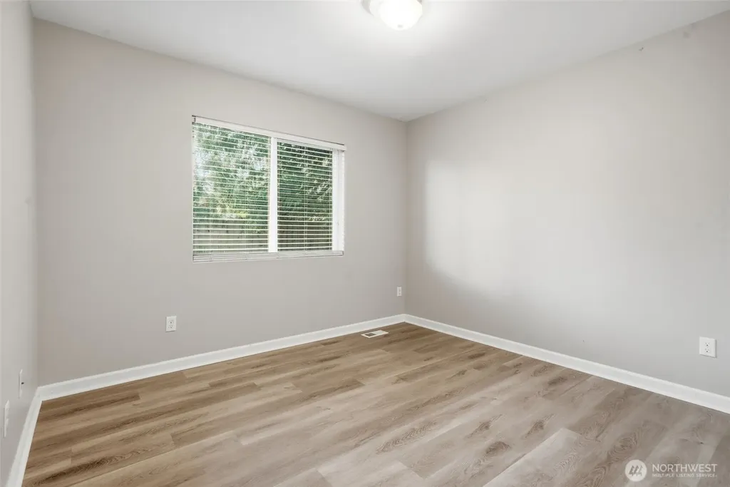 2271 SE Upchurch Way Port Orchard WA 98366