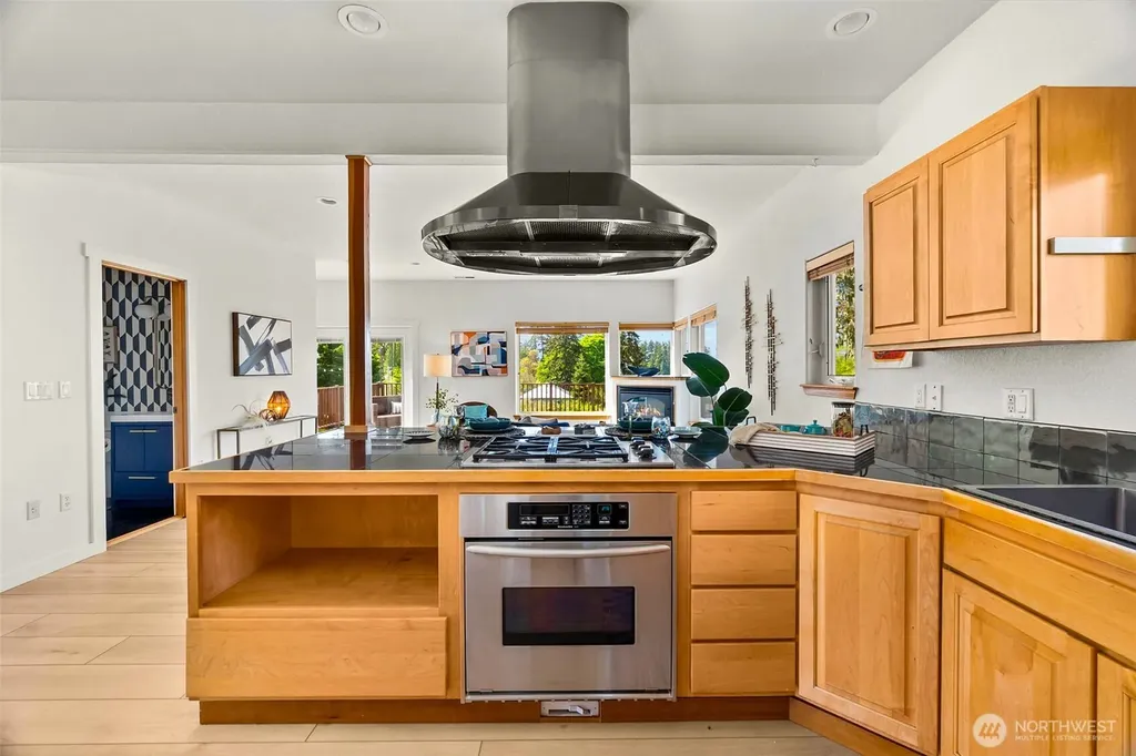 512 72nd Avenue NE Olympia WA 98506
