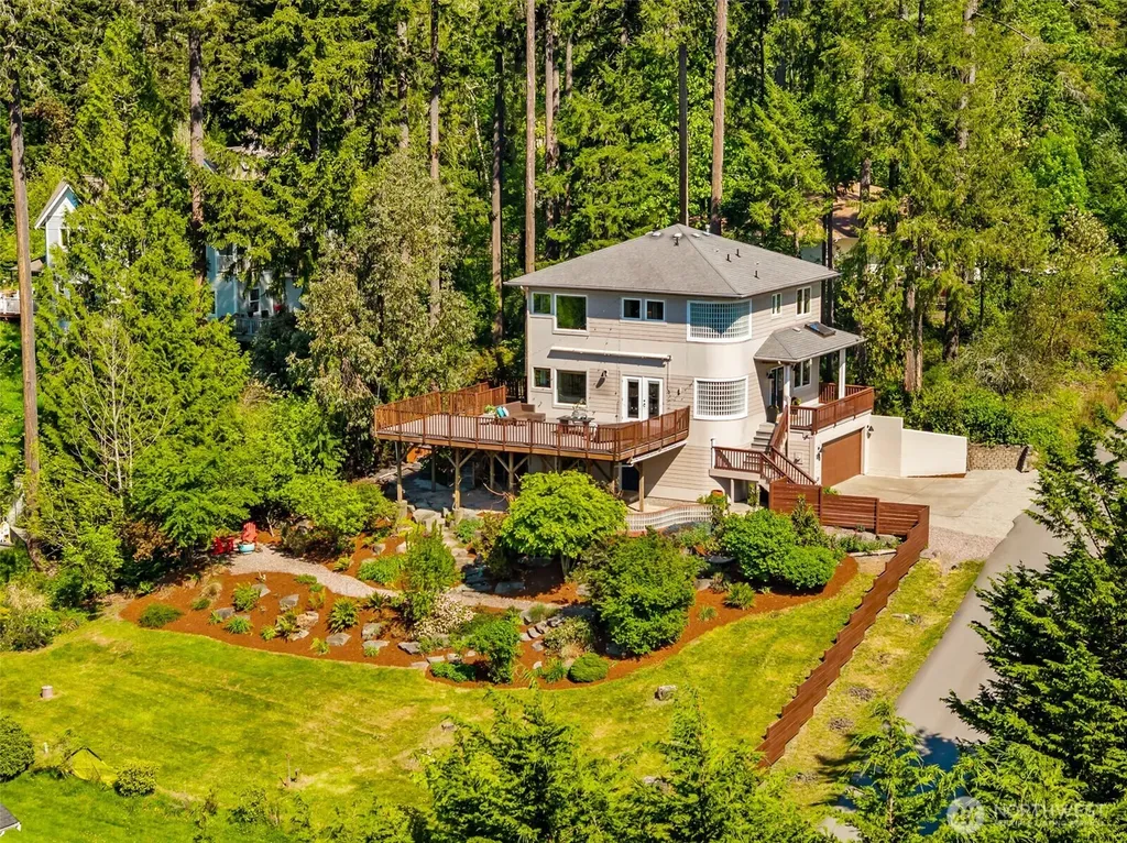 512 72nd Avenue NE Olympia WA 98506