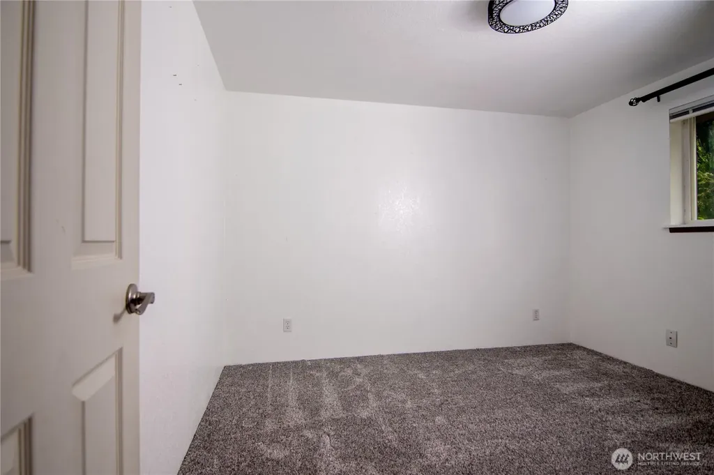 11857 SE 282nd Street Auburn WA 98092