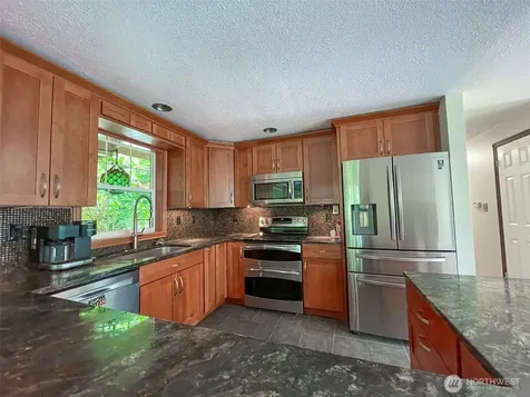 11857 SE 282nd Street Auburn WA 98092