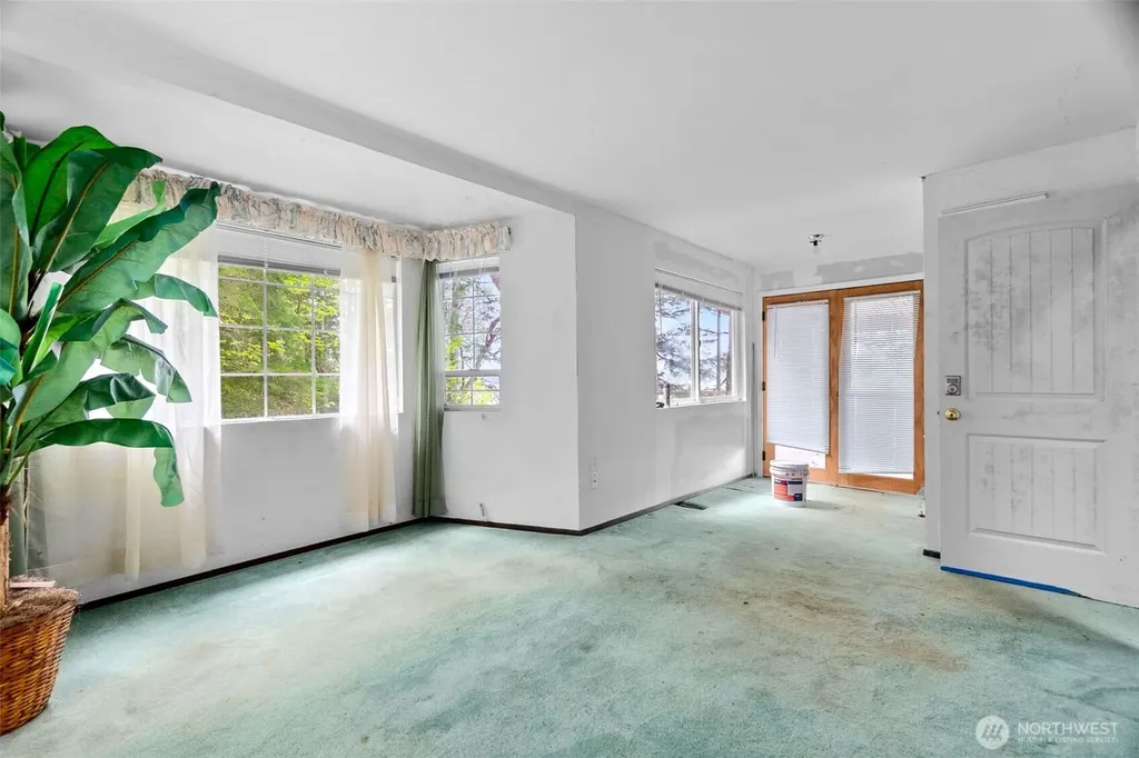 6105 Elizan Drive NW Olympia WA 98502