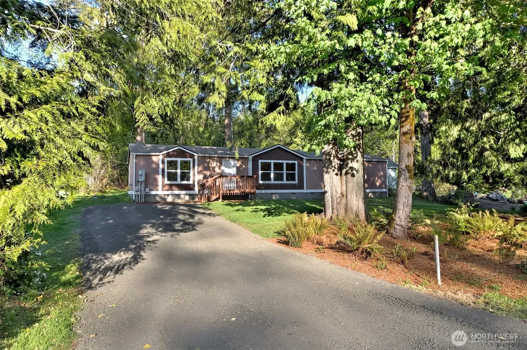 221 SE Fuchsia Avenue Shelton WA 98584