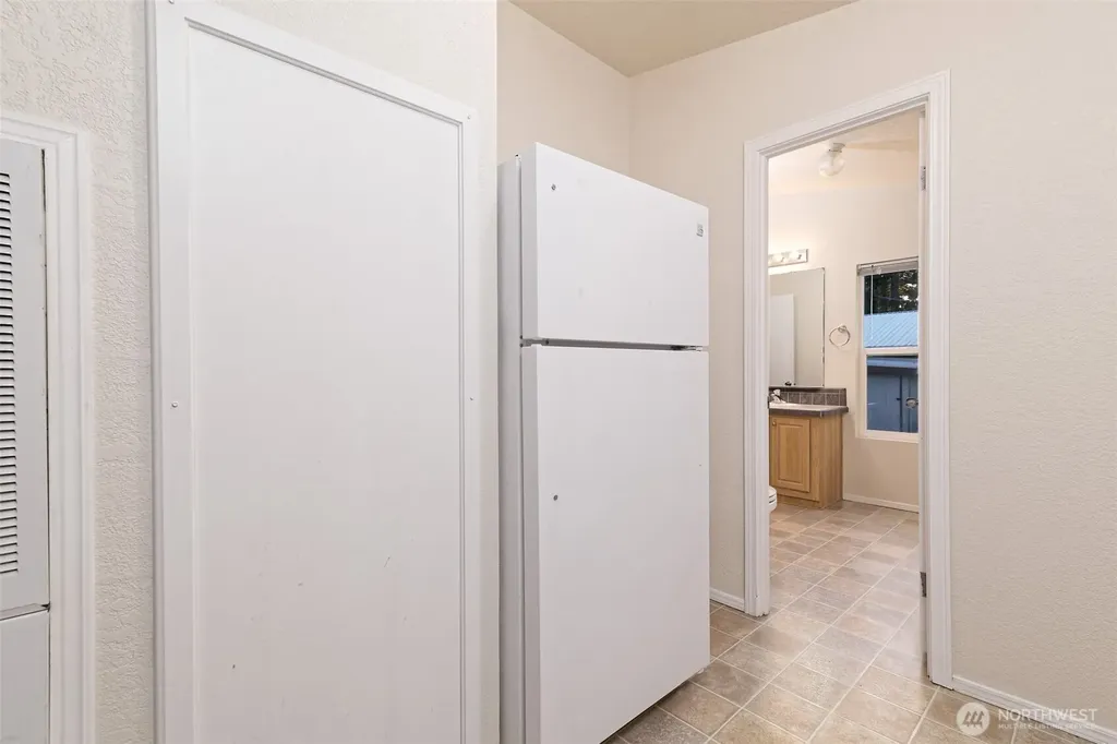 221 SE Fuchsia Avenue Shelton WA 98584