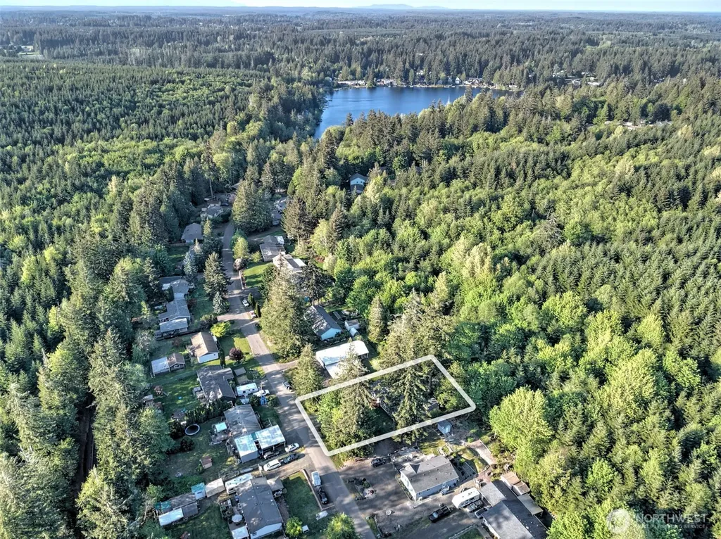 221 SE Fuchsia Avenue Shelton WA 98584
