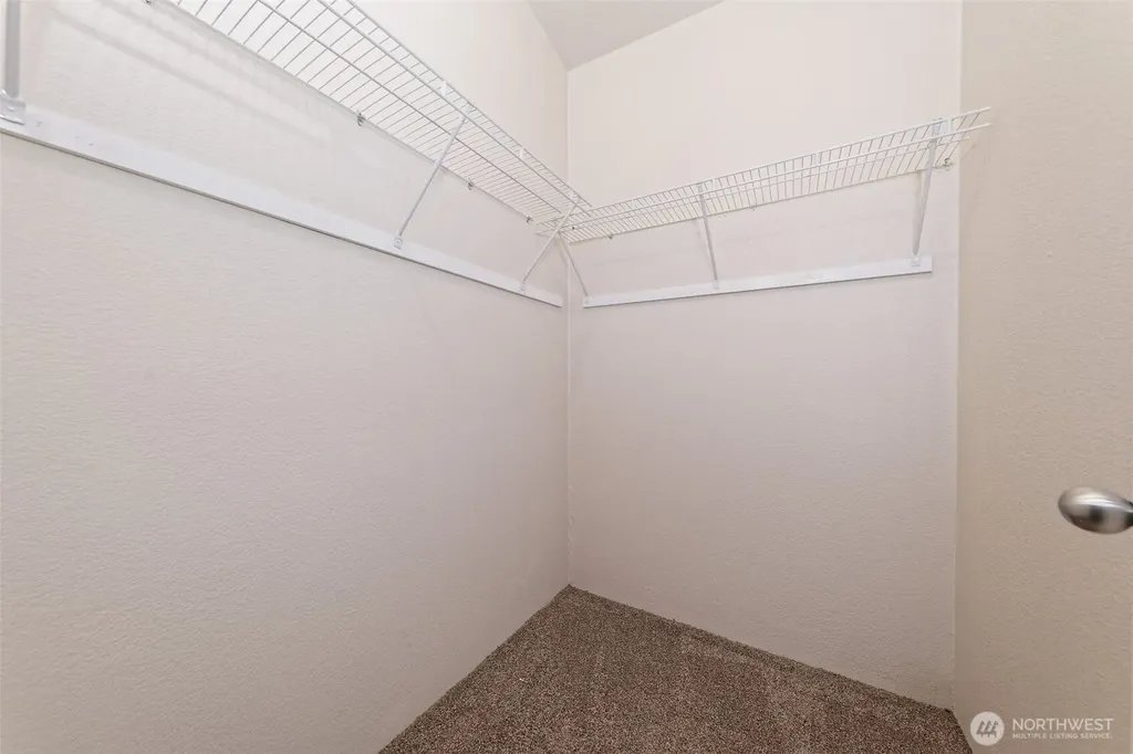 221 SE Fuchsia Avenue Shelton WA 98584