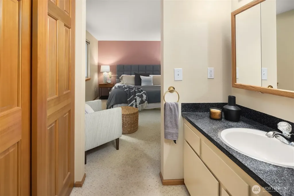 12016 106th Avenue NE Kirkland WA 98034