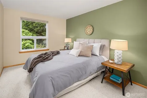 12016 106th Avenue NE Kirkland WA 98034