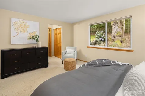 12016 106th Avenue NE Kirkland WA 98034