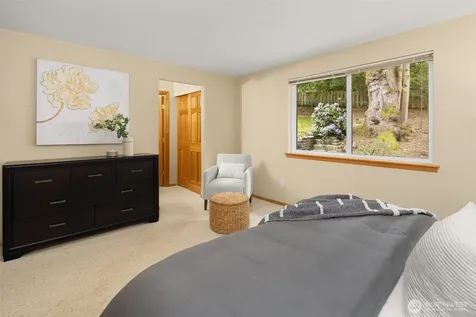 12016 106th Avenue NE Kirkland WA 98034
