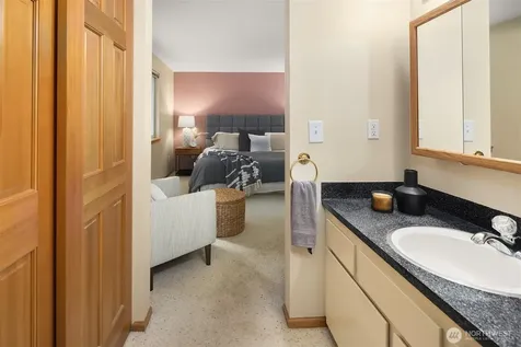12016 106th Avenue NE Kirkland WA 98034