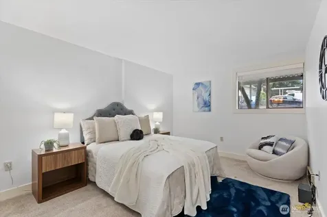 12221 100th Avenue NE Kirkland WA 98034