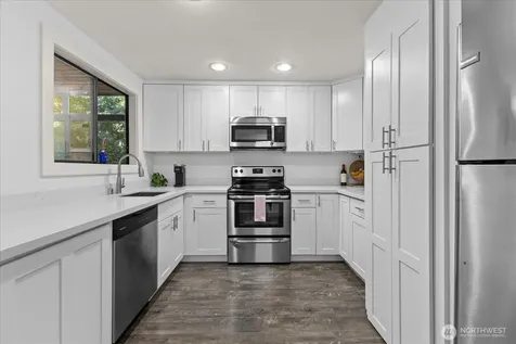 12221 100th Avenue NE Kirkland WA 98034