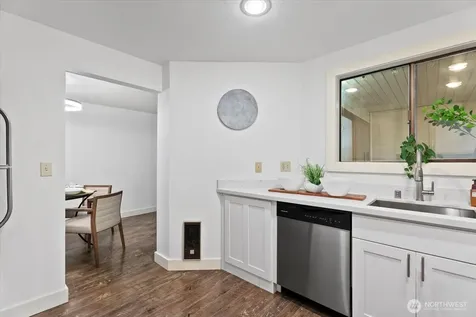 12221 100th Avenue NE Kirkland WA 98034