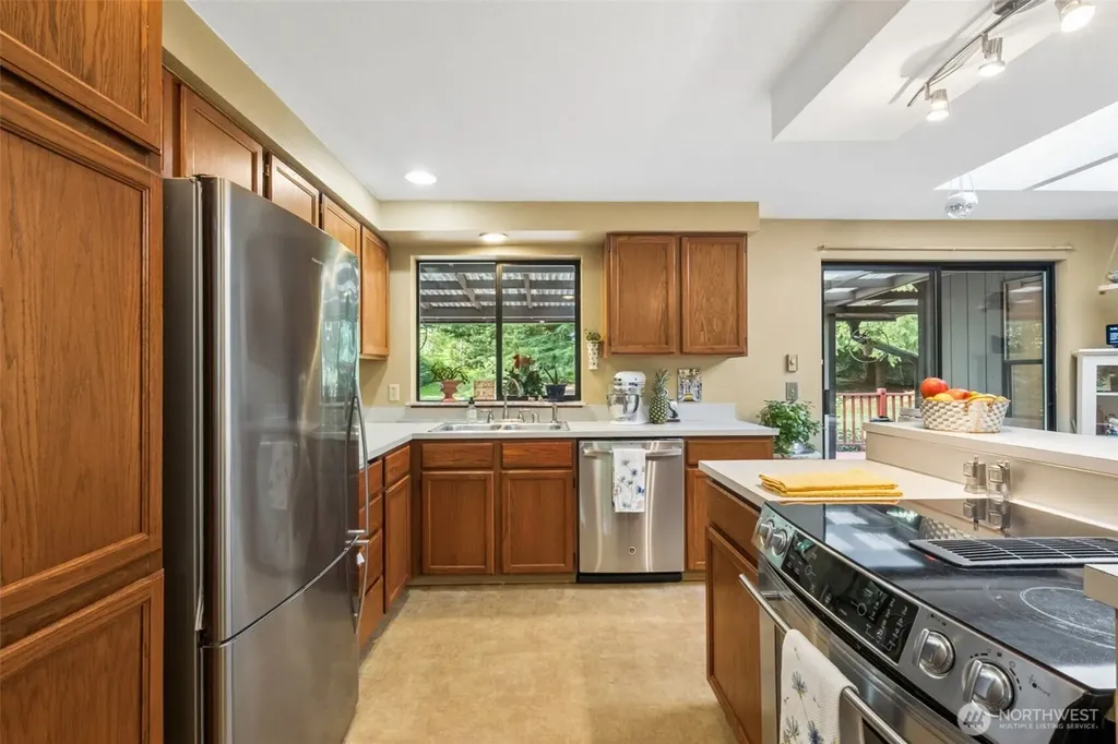 32104 SE Retreat Kanaskat Road Ravensdale WA 98051