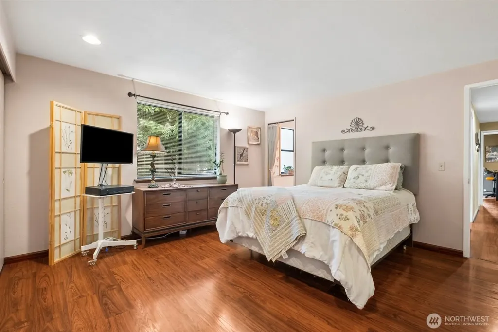 32104 SE Retreat Kanaskat Road Ravensdale WA 98051