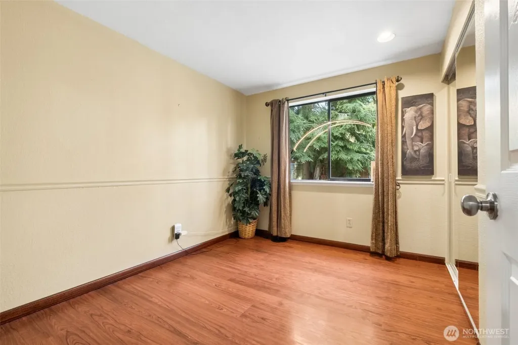 32104 SE Retreat Kanaskat Road Ravensdale WA 98051