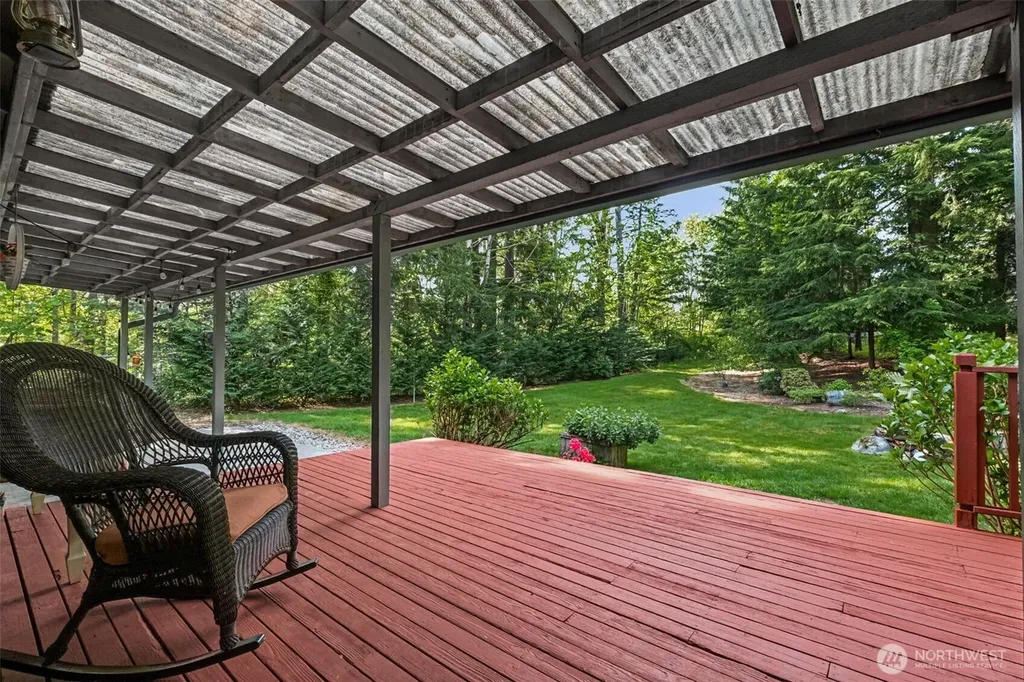 32104 SE Retreat Kanaskat Road Ravensdale WA 98051