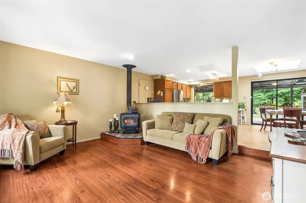 32104 SE Retreat Kanaskat Road Ravensdale WA 98051