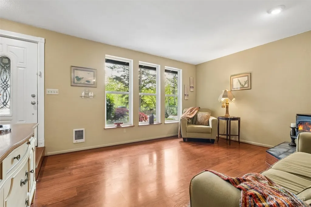 32104 SE Retreat Kanaskat Road Ravensdale WA 98051
