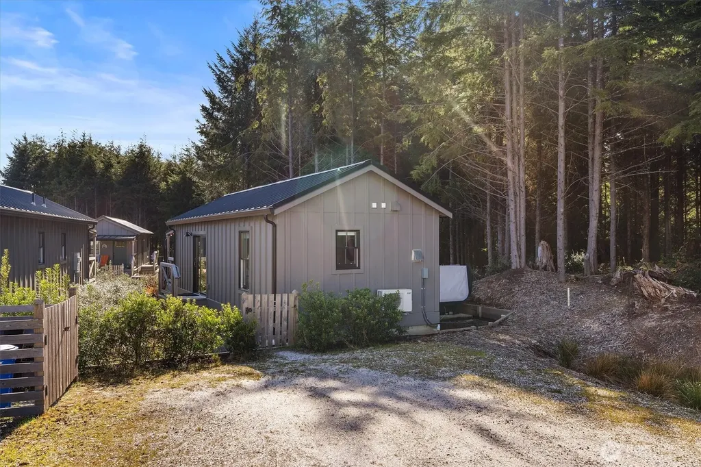 417 E Compass Street Pacific Beach WA 98571
