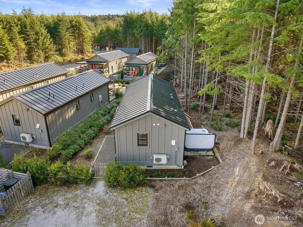 417 E Compass Street Pacific Beach WA 98571