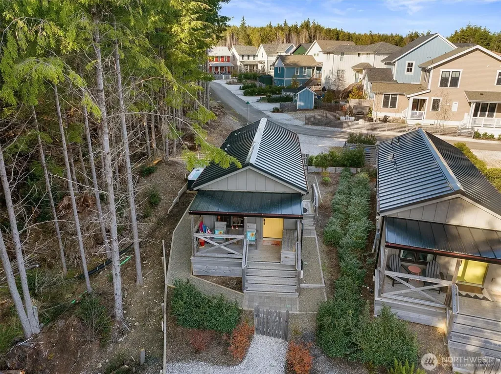417 E Compass Street Pacific Beach WA 98571