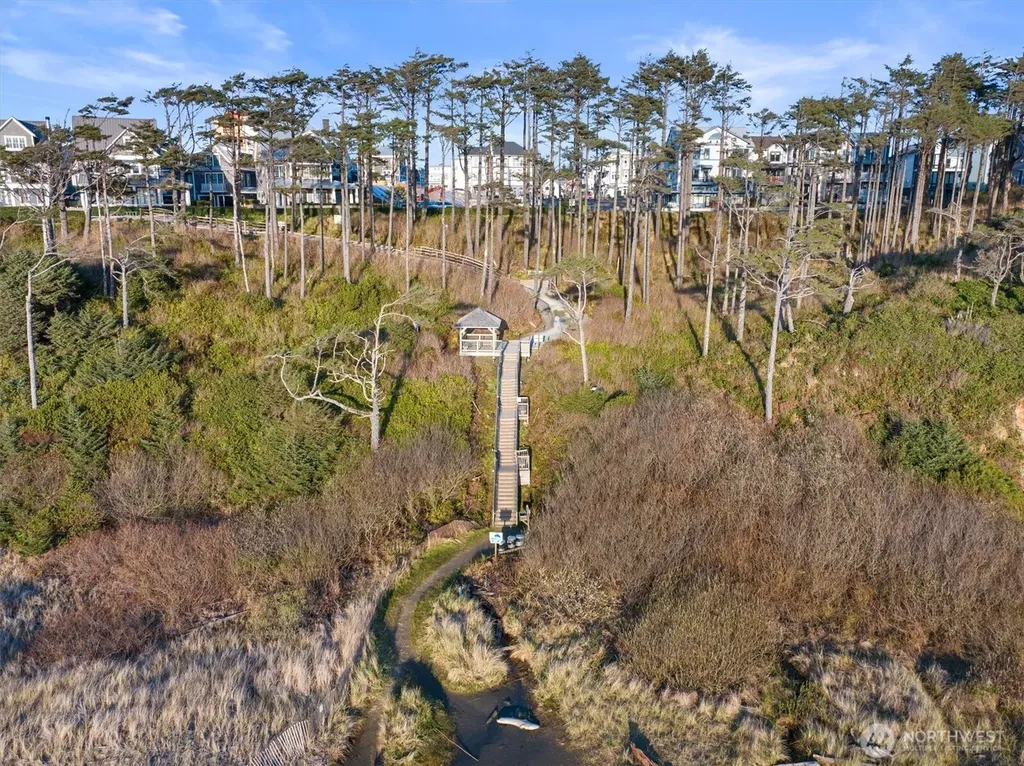 417 E Compass Street Pacific Beach WA 98571