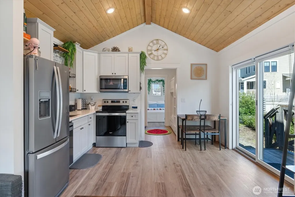 417 E Compass Street Pacific Beach WA 98571