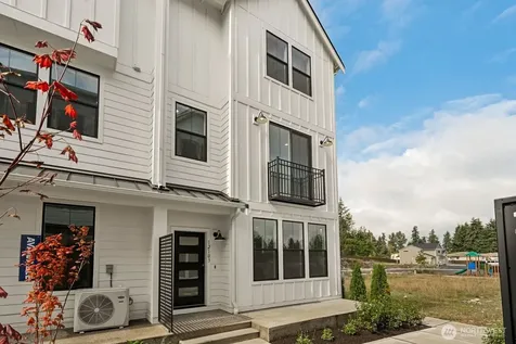 12051 127th Avenue Ct E Puyallup WA 98374
