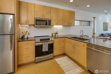 449 Sprout Path NW Bainbridge Island WA 98110