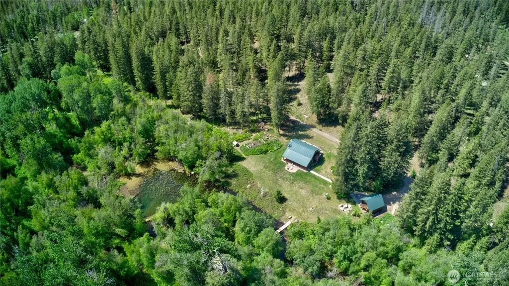 19 Two Rivers Road Mazama WA 98833