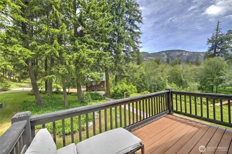 19 Two Rivers Road Mazama WA 98833