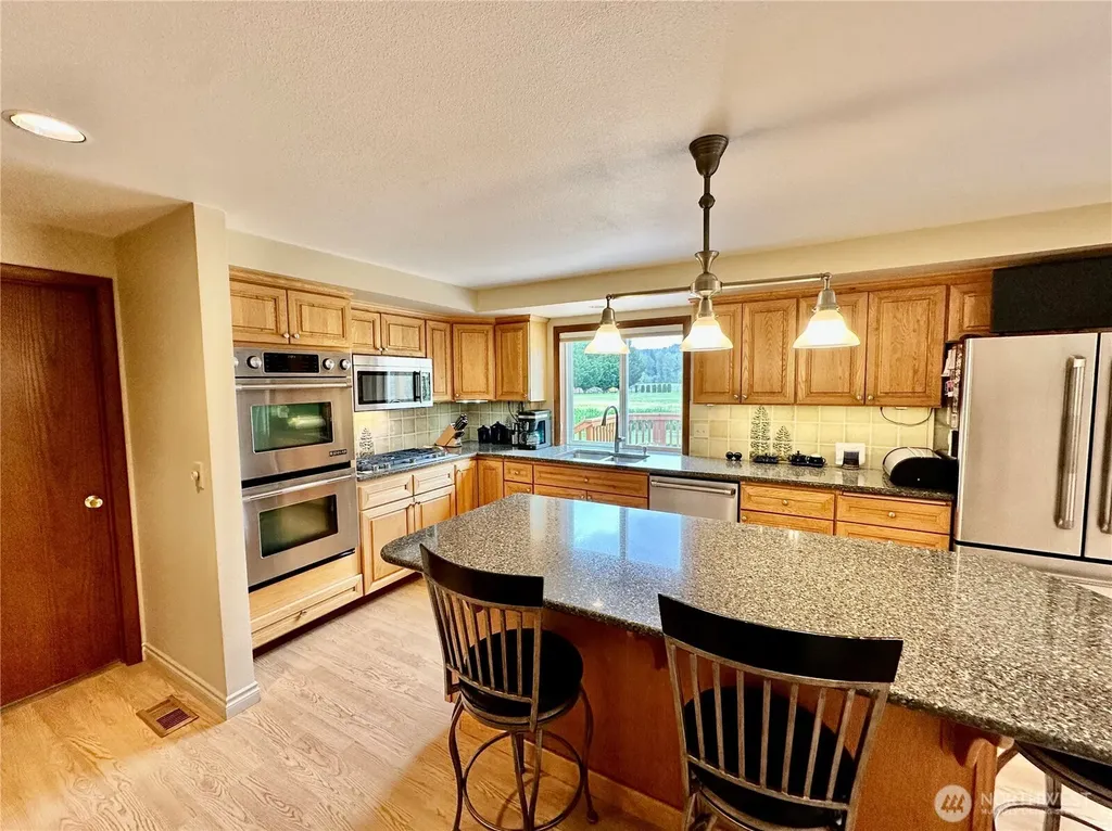 15210 106th Street E Puyallup WA 98374