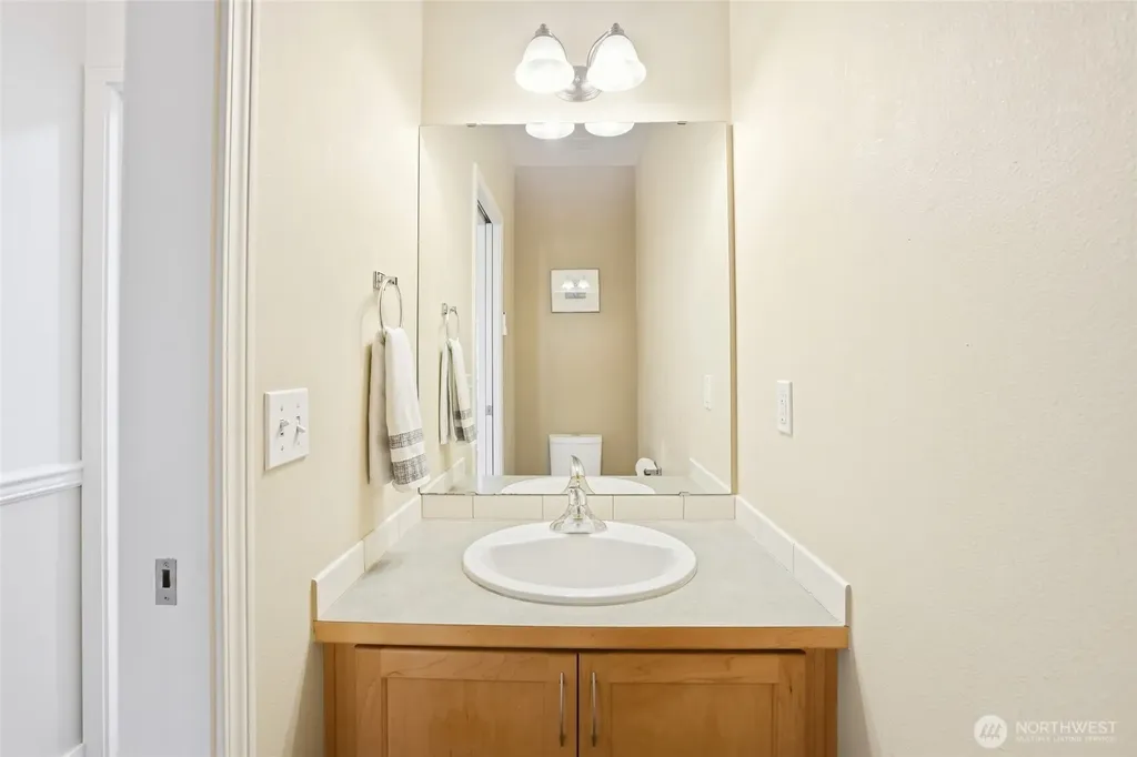 34516 16th Avenue SW Federal Way WA 98023