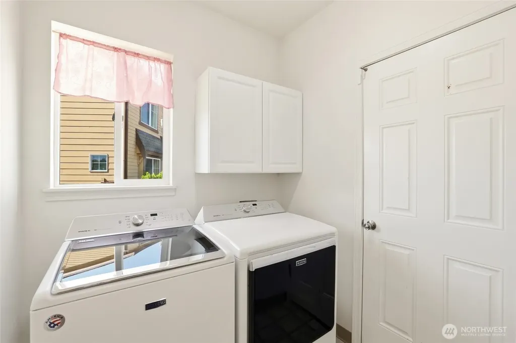 34516 16th Avenue SW Federal Way WA 98023