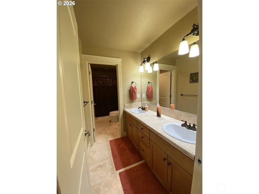 545 E 18 Street La Center WA 98629