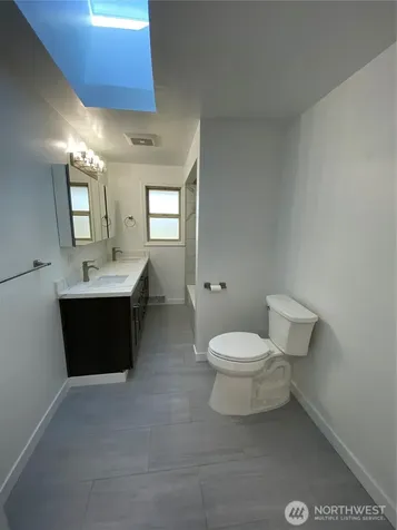 4916 24th Place S Seattle WA 98108