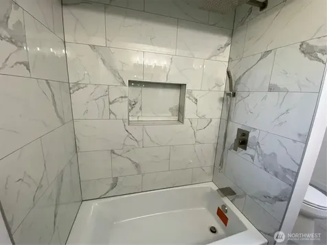 4916 24th Place S Seattle WA 98108