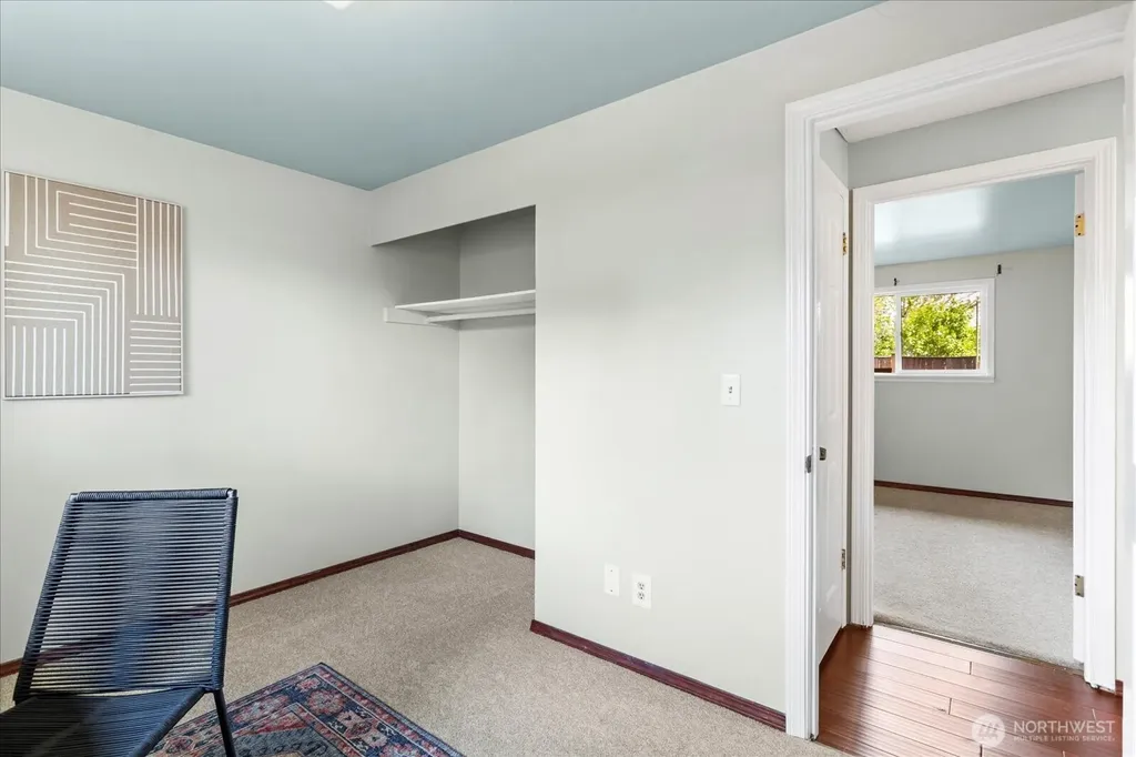 2111 201st Place SW Lynnwood WA 98036
