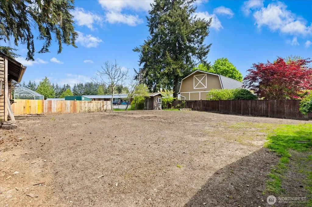 2111 201st Place SW Lynnwood WA 98036