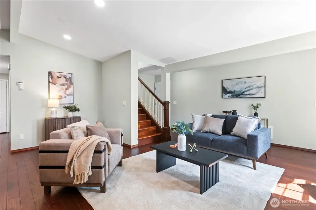 2111 201st Place SW Lynnwood WA 98036