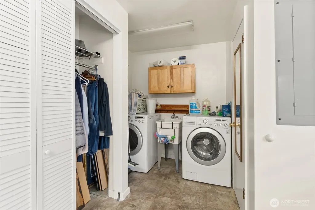225 17th Avenue SE Olympia WA 98501
