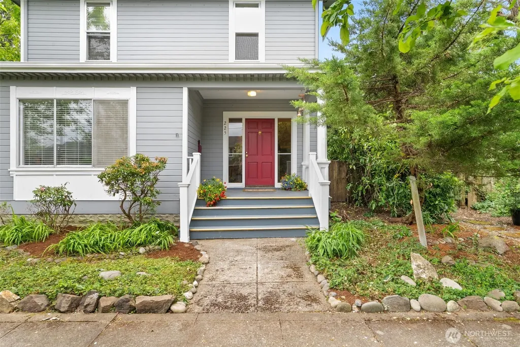225 17th Avenue SE Olympia WA 98501