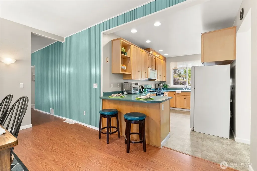 225 17th Avenue SE Olympia WA 98501