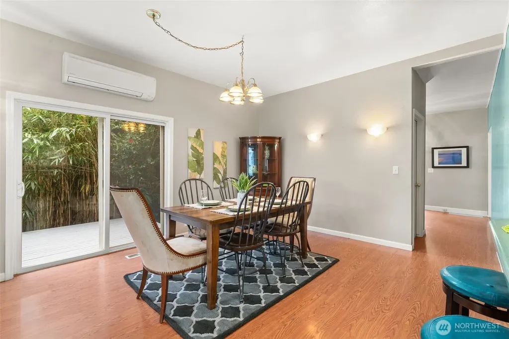 225 17th Avenue SE Olympia WA 98501
