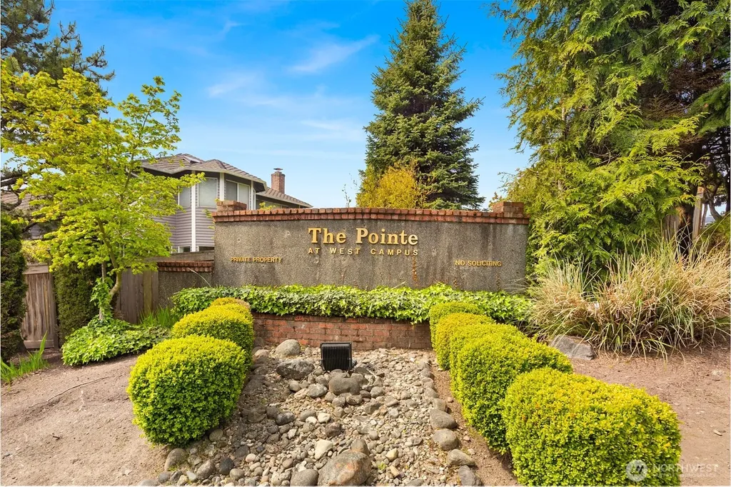 32857 8th Court SW Federal Way WA 98023