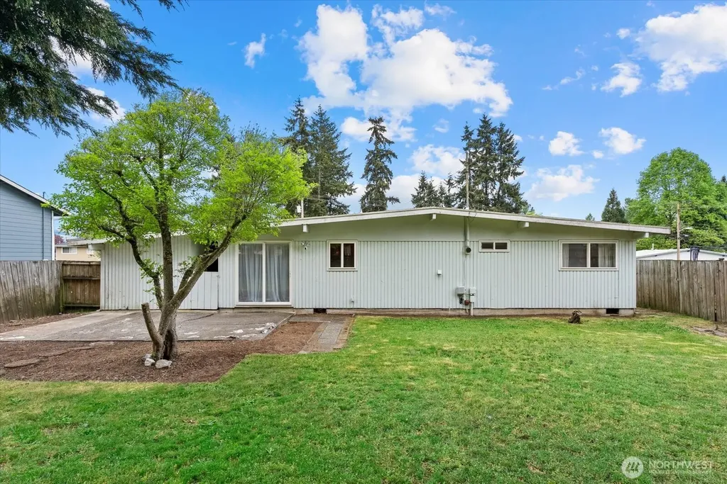 29317 38th Place S Auburn WA 98001