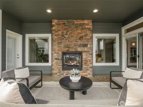 6501 119th Avenue E Puyallup WA 98372
